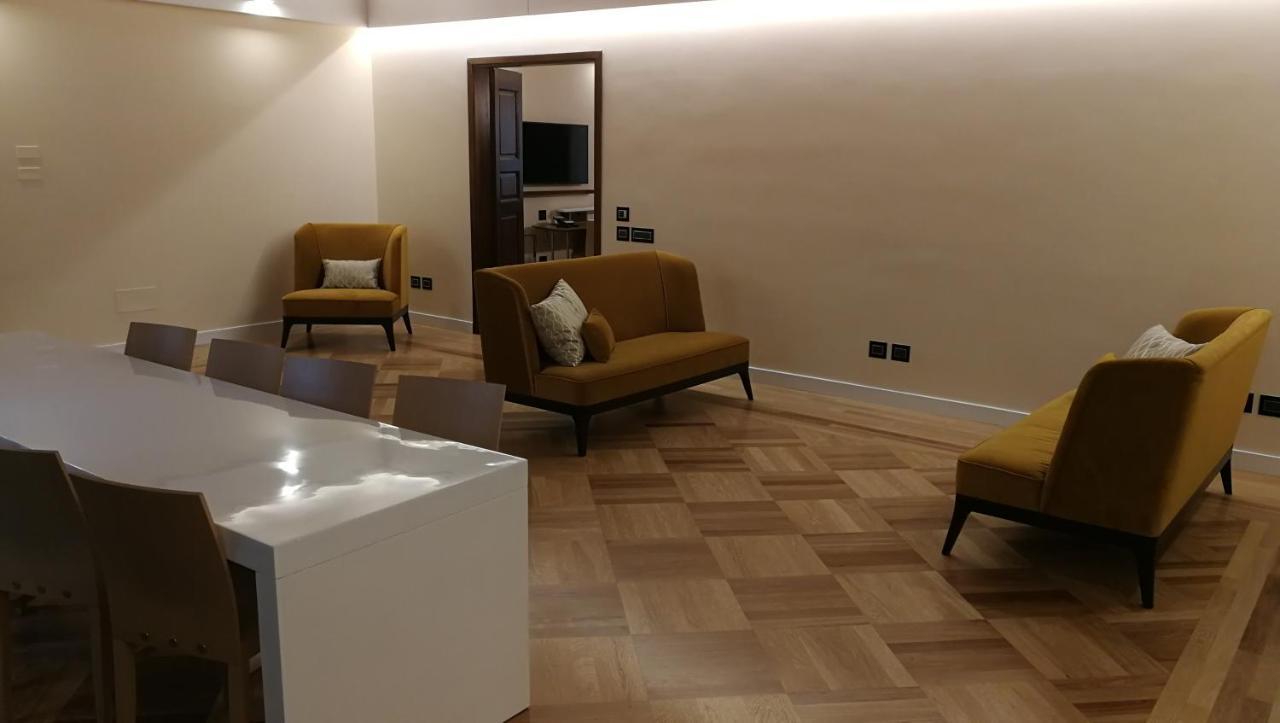 Appartement Orafi Tower à Florence Extérieur photo