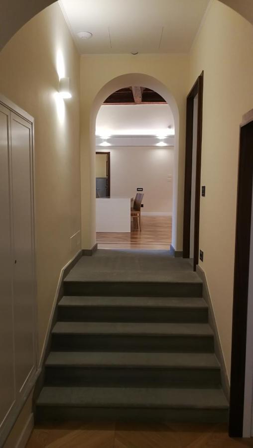 Appartement Orafi Tower à Florence Extérieur photo