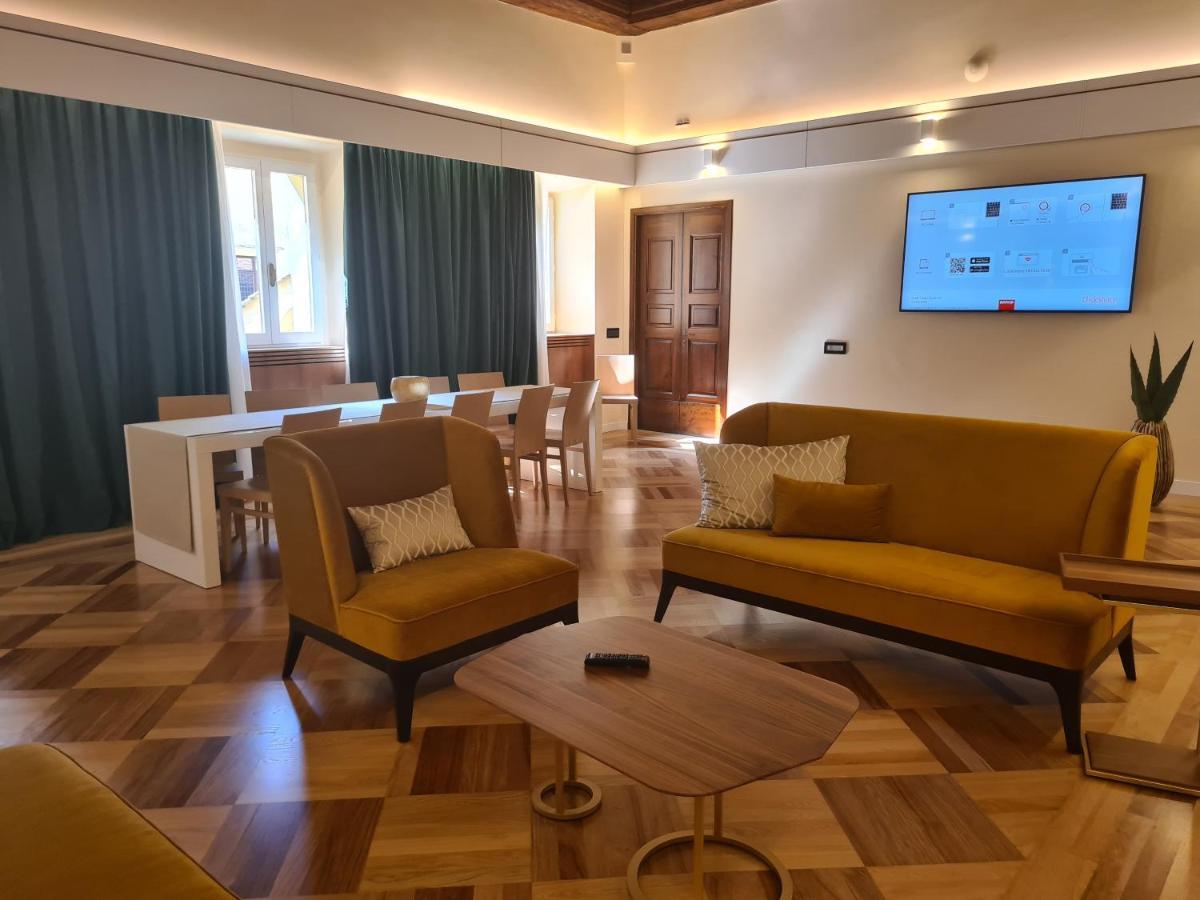 Appartement Orafi Tower à Florence Extérieur photo