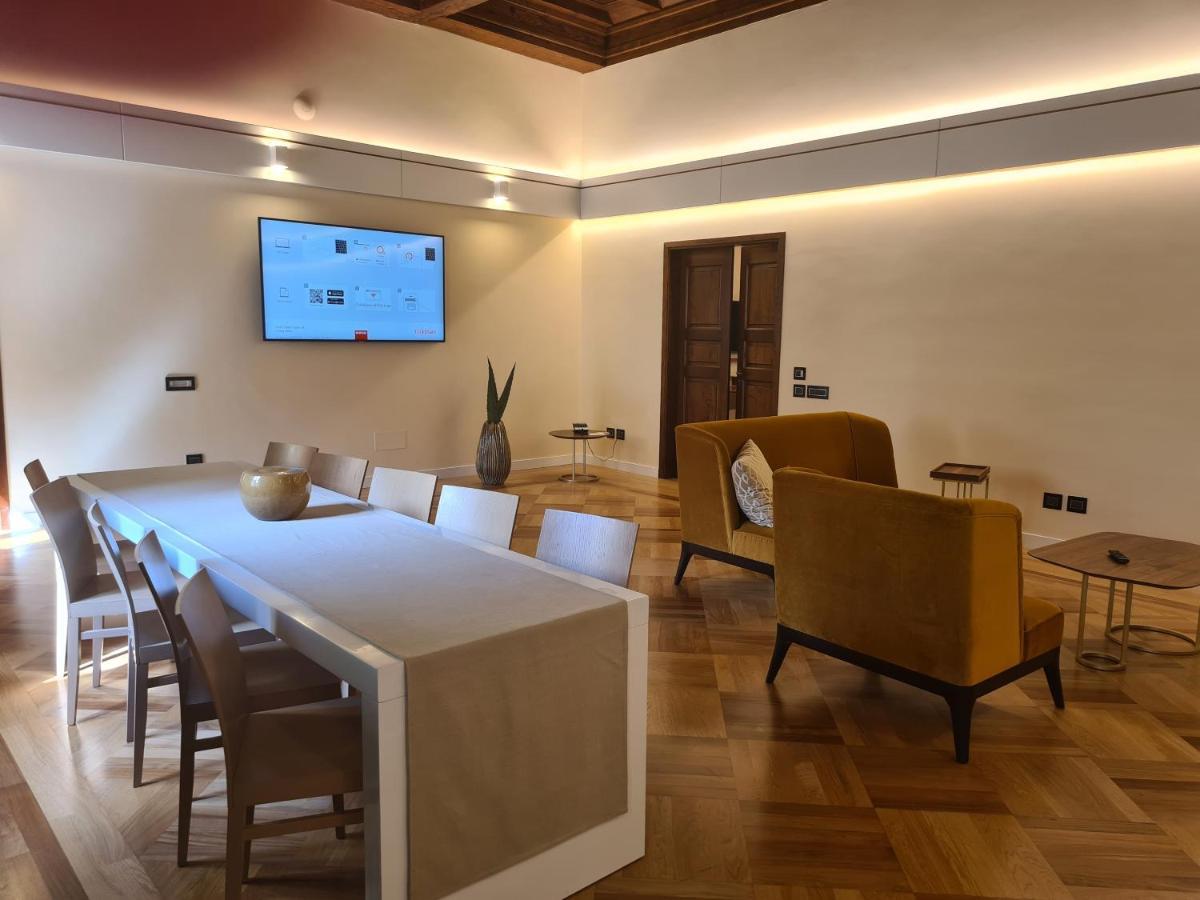 Appartement Orafi Tower à Florence Extérieur photo