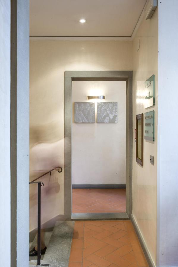 Appartement Orafi Tower à Florence Extérieur photo